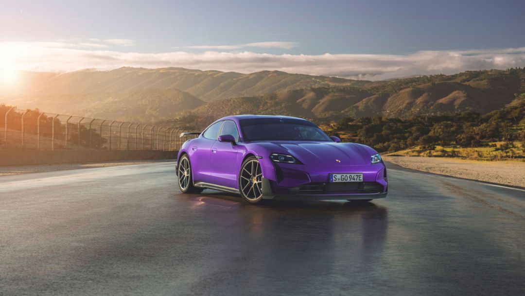 La Porsche di serie più potente di tutti i tempi stabilisce due record sul giro